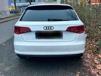 Gebraucht Audi A3 105 PS (77 kW) 2013 Weiß Kleinwagen