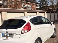 Gebraucht Ford Fiesta SYNC Edition 80 PS (58 kW) 2013 Weiß Kleinwagen