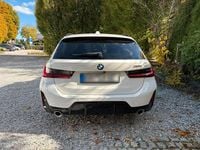 Gebraucht BMW 320e M Sport 2022 Weiß Kombi