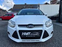 Gebraucht Ford Focus 101 PS (74 kW) 2014 Frozen white Kombi