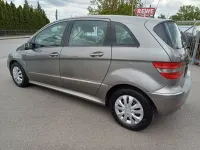 Gebraucht Mercedes B150 95 PS (69 kW) 2008 Grau Van / Kleinbus