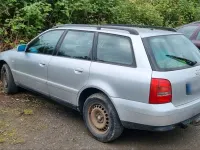 Usata Audi A4 102 CV (75 kW) 2001 Argento Station wagon
