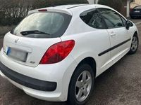 gebraucht Peugeot 207 Urban Move 95 VTi