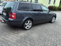 Gebraucht VW Passat 131 PS (96 kW) 2001 Blau Kombi