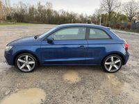 Gebraucht Audi A1 105 PS (77 kW) 2011 Blau Kleinwagen