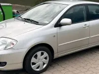 Używany Toyota Corolla Sol 110 KM (80 kW) 2005 Złoty Kombi