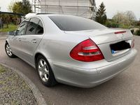 gebraucht Mercedes E240 |70000km|Scheckheft|Garagenfahrzeug