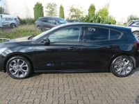 Gebraucht Ford Focus ST-Line 155 PS (114 kW) 2022 Schwarz Limousine