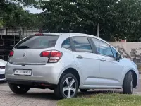 Gebraucht Citroën C3 SELECTION 82 PS (60 kW) 2016 Grau Kleinwagen