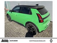 Neu Renault 5 E-Tech Komfort 110 kW (150 PS) 2026 Pop green! metallic, dach blackpearlschwarz Kleinwagen