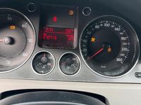 Gebraucht VW Passat 2005 Grün Kombi