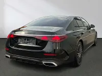 Gebraucht Mercedes E220 AMG 197 PS (144 kW) 2026 Schwarz Limousine