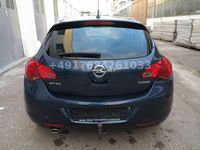 Gebraucht Opel Astra Active 140 PS (102 kW) 2011 Blau Limousine