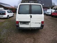 Gebraucht VW T4 88 PS (64 kW) 2002 Weiß Van