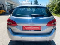 Gebraucht Peugeot 308 116 PS (85 kW) 2015 Grau Limousine