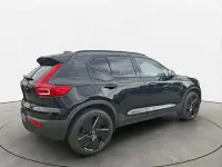 Gebraucht Volvo XC40 Plus 163 PS (119 kW) 2025 Schwarz SUV