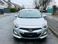 Gebraucht Hyundai i30 90 PS (66 kW) 2015 Limousine