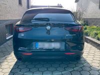 gebraucht Alfa Romeo Stelvio Q4 2.0 Turbo mit 280PS First Edition