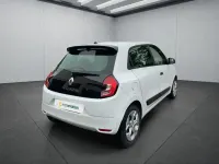 Gebraucht Renault Twingo Life 65 PS (47 kW) 2021 Weiß Kleinwagen