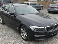 Gebraucht BMW 520 Performance 190 PS (139 kW) 2017 Black sapphire metallic Kombi
