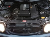 Gebraucht Mercedes C180 143 PS (105 kW) 2003 Schwarz Limousine