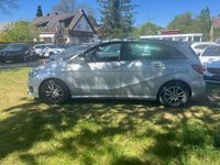 Usata Mercedes B180 122 CV (89 kW) 2017 Argento Monovolume