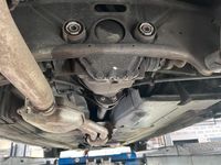 Gebraucht Mercedes E220 150 PS (110 kW) 1992 Silber Limousine