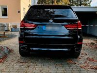 gebraucht BMW X5 xDrive30d M-Paket Vollausstattung nur 1 Vorbes.