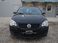 Gebraucht VW Polo Trendline 69 PS (50 kW) 2007 Black magic perleffekt Kleinwagen