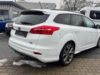 Gebraucht Ford Focus ST-Line 150 PS (110 kW) 2018 Weiß Kombi
