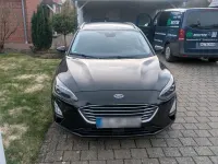 Gebraucht Ford Focus Titanium 140 PS (102 kW) 2019 Schwarz Kombi