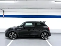 Gebraucht Mini John Cooper Works 242 PS (177 kW) 2021 Schwarz Kleinwagen