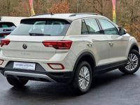 Gebraucht VW T-Roc Life 150 PS (110 kW) 2024 Grau SUV
