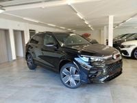 Neu VW Tiguan R-line 150 PS (110 kW) 2026 Grenadillschwarzmetallic SUV