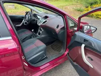 Gebraucht Ford Fiesta 97 PS (71 kW) 2010 Rot Limousine
