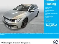 Gebraucht VW Golf VIII Life 150 PS (110 kW) 2022 Reflexsilber metallic Kombi