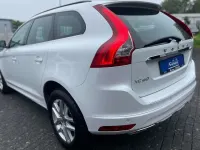 Second-hand Volvo XC60 Momentum 190 CP (139 kW) 2017 Alb SUV