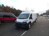 Gebraucht Opel Movano 140 PS (102 kW) 2022 Lackierung weiss icy/typ ausse Van