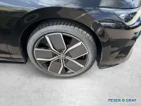 Gebraucht VW Golf VIII R-line 150 PS (110 kW) 2024 Schwarz Kombi
