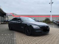 Gebraucht BMW 730 M Sport 245 PS (180 kW) 2010 Schwarz Limousine