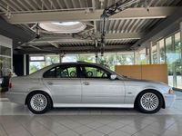 Gebraucht BMW 520 170 PS (125 kW) 2001 Silber Limousine