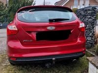 Gebraucht Ford Focus 150 PS (110 kW) 2011 Rot Kombi