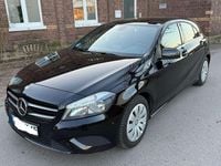 Gebraucht Mercedes A180 122 PS (89 kW) 2014 Schwarz Limousine