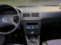 Gebraucht VW Golf IV 75 PS (55 kW) 2002 Silber Kleinwagen