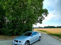 Gebraucht BMW 318 130 PS (95 kW) 2007 Silber Limousine