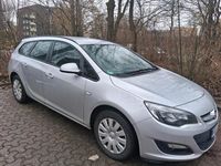 Gebraucht Opel Astra 110 PS (80 kW) 2014 Silber Kombi