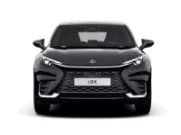 Neu Lexus LBX 136 PS (100 kW) 2026 Titaniumweiß SUV