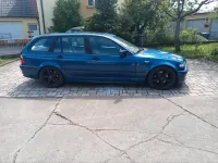 Gebraucht BMW 320 150 PS (110 kW) 2002 Blau Kombi
