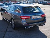 Gebraucht Mercedes E220 Avantgarde 194 PS (142 kW) 2017 Grau Limousine