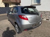 Gebraucht Mazda 2 Sports-Line 95 PS (69 kW) 2010 Silber Kleinwagen